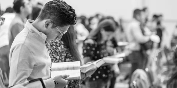 Funeral Parlours in Singapore: What to Expect During a Wake or Service